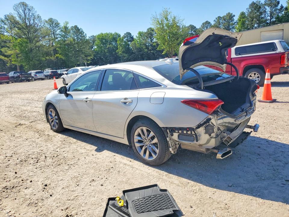 55093766 :رقم المزاد ، 4T1AZ1FB5MU067843 vin ، 2021 Toyota Avalon مزاد بيع