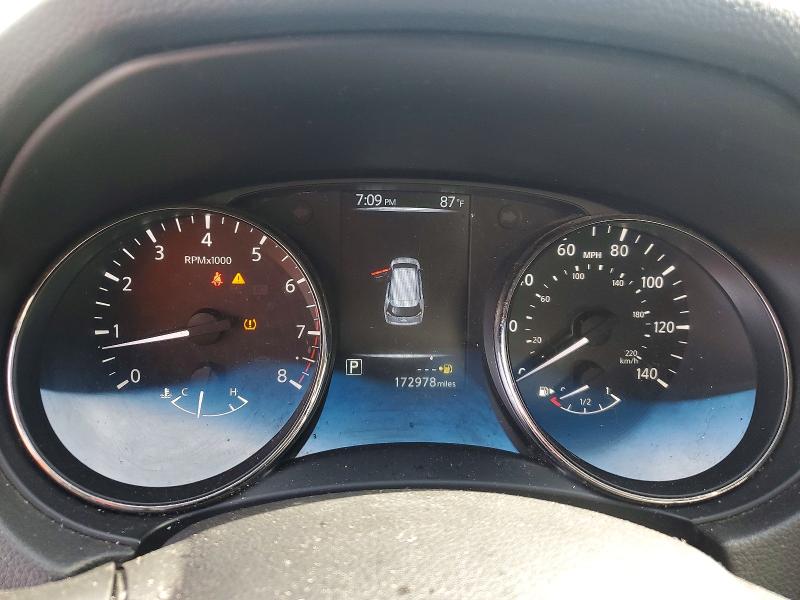 2017 Nissan Rogue მანქანა იყიდება აუქციონზე, vin: JN8AT2MT9HW407551, აუქციონის ნომერი: 57911556