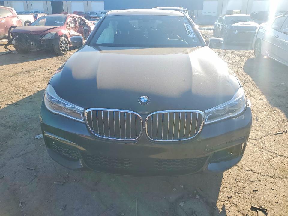 55608376 :رقم المزاد ، WBA7F2C59GG419706 vin ، 2016 Bmw 750 مزاد بيع