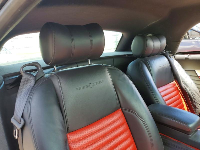 57214516 :رقم المزاد ، 1FAHP60A72Y130331 vin ، 2002 Ford Thunderbird مزاد بيع