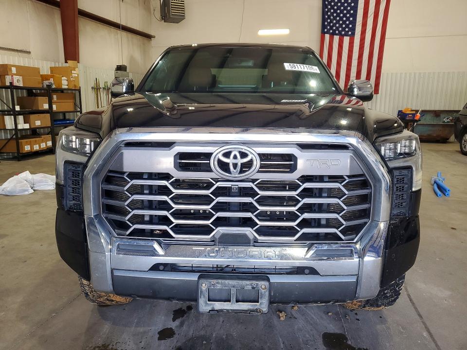 59117106 :رقم المزاد ، 5TFMC5DB6SX109798 vin ، 2025 Toyota Tundra مزاد بيع