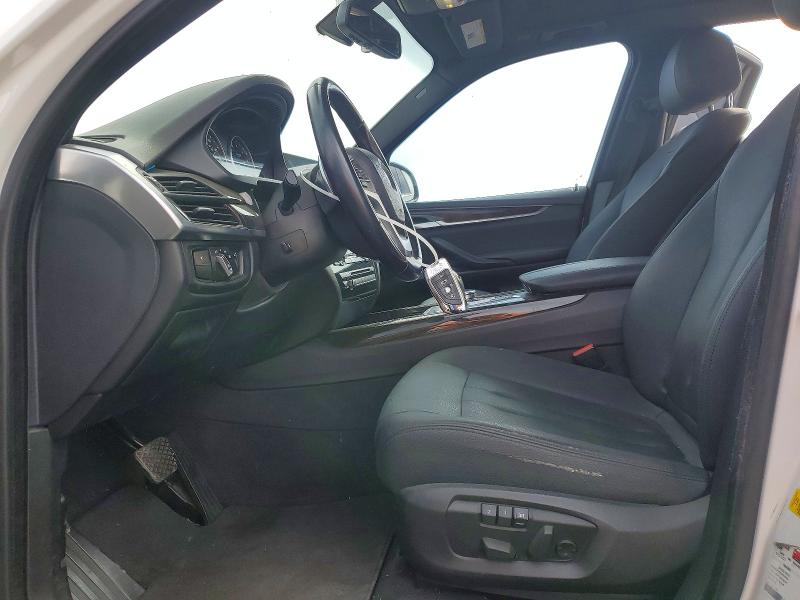 55221346 :رقم المزاد ، 5UXKR2C51J0X07724 vin ، 2018 Bmw X5 مزاد بيع