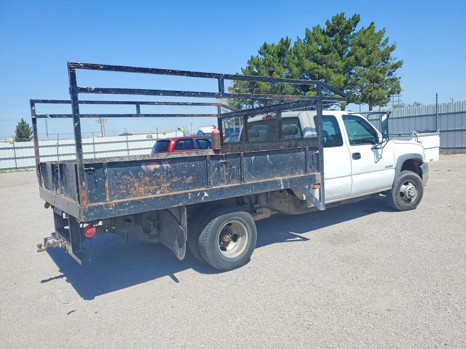 57138246 :رقم المزاد ، 1GBJC39U64E302537 vin ، 2004 Chevrolet Silverado مزاد بيع