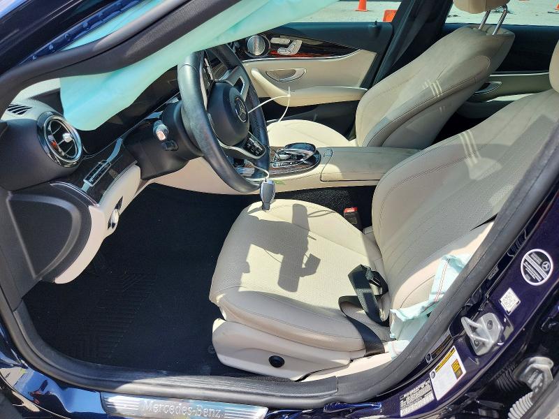 55936716 :رقم المزاد ، WDDZF4JB6KA630976 vin ، 2019 Mercedes-benz E مزاد بيع