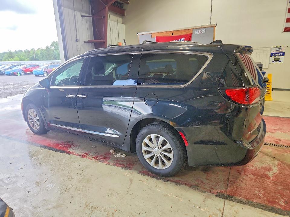 Продаж на аукціоні авто 2018 Chrysler Pacifica, vin: 2C4RC1BG9JR114424, номер лоту: 57719046