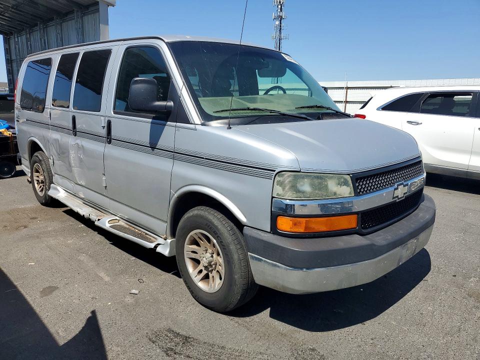 2004 Chevrolet Express G1500 მანქანა იყიდება აუქციონზე, vin: 1GBFG15T041169518, აუქციონის ნომერი: 58649666