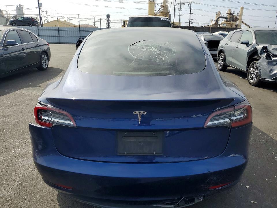 Продажа на аукционе авто 2022 Tesla Model 3, vin: 5YJ3E1EA7NF372594, номер лота: 55773086