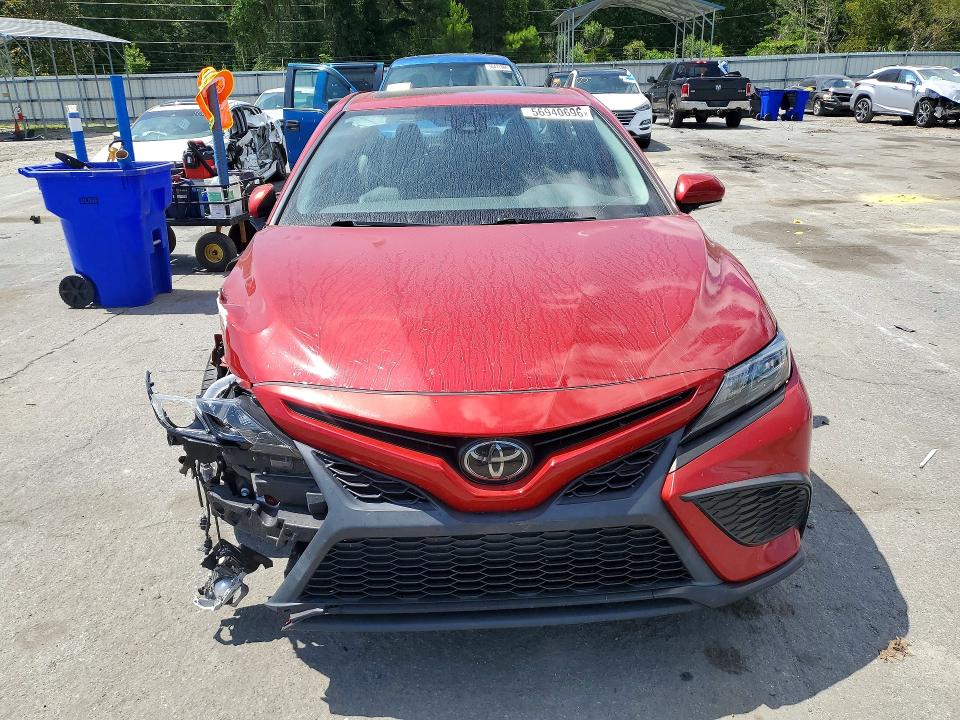 Продажа на аукционе авто 2022 Toyota Camry, vin: 4T1T11AKXNU053641, номер лота: 56940696