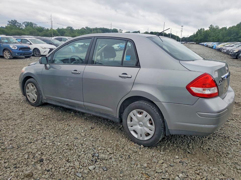58233536 :رقم المزاد ، 3N1BC1AP6BL397580 vin ، 2011 Nissan Versa مزاد بيع