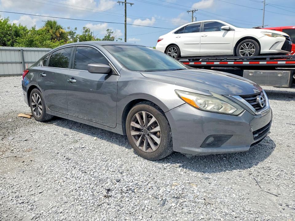 Продажа на аукционе авто 2017 Nissan Altima, vin: 1N4AL3AP8HC159986, номер лота: 59110866