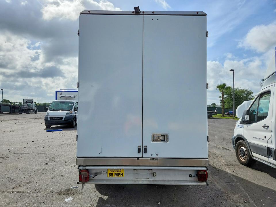 55569206 :رقم المزاد ، 1FDBW5Z83MKA84298 vin ، 2021 Ford Transit مزاد بيع
