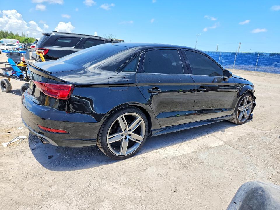Продажа на аукционе авто 2018 Audi A3, vin: WAUJ8GFF3J1094479, номер лота: 58936186