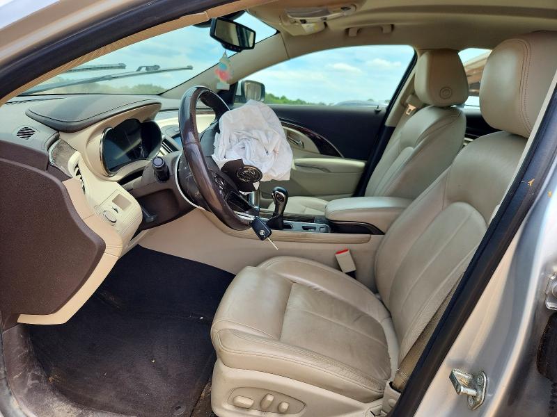 55474956 :رقم المزاد ، 1G4G45G35GF240700 vin ، 2016 Buick Lacrosse مزاد بيع