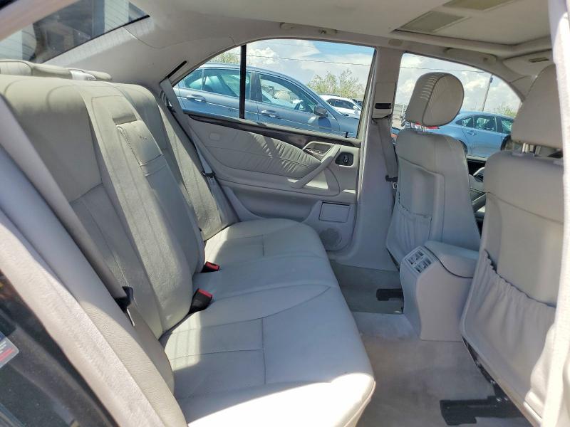 Продаж на аукціоні авто 2002 Mercedes-benz E, vin: WDBJF82J62X072000, номер лоту: 56054026