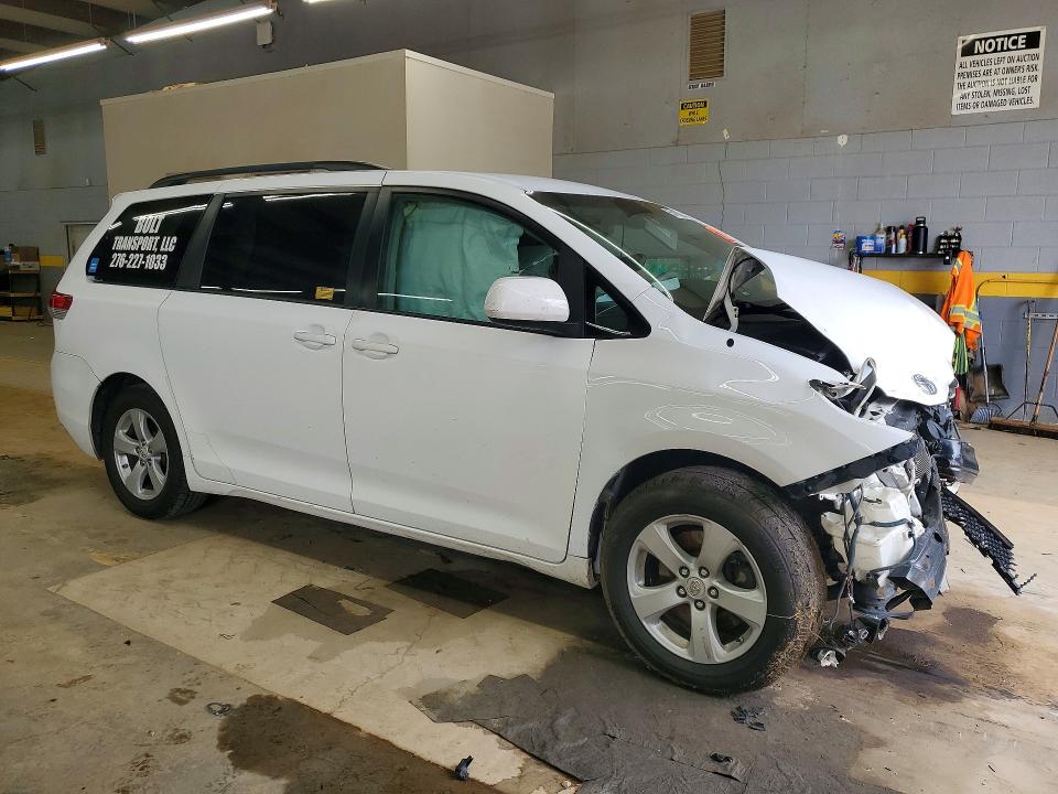 Aukcja sprzedaży 2011 Toyota Sienna, vin: 5TDKK3DC4BS012323, numer aukcji: 55148536