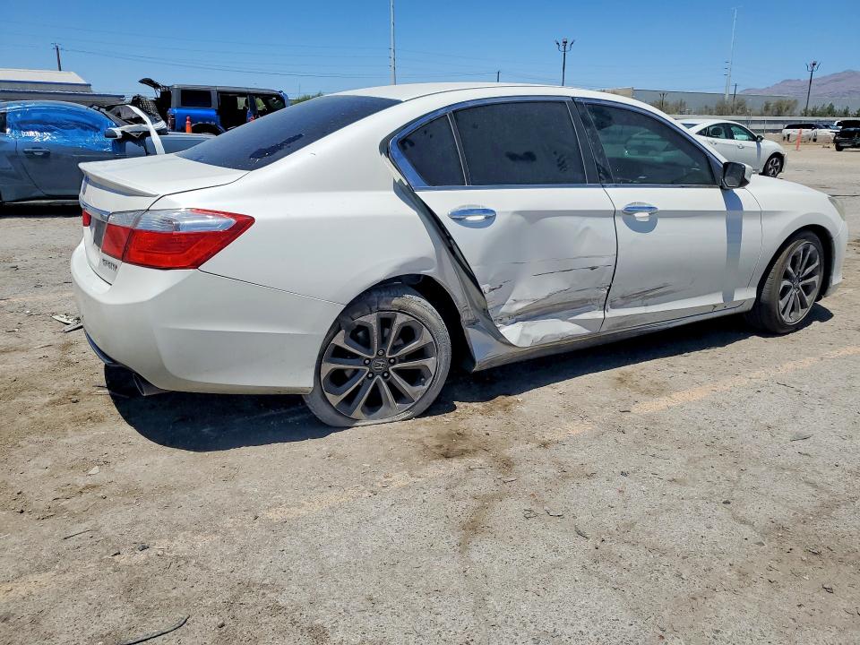 56844926 :رقم المزاد ، 1HGCR2F54FA145063 vin ، 2015 Honda Accord مزاد بيع