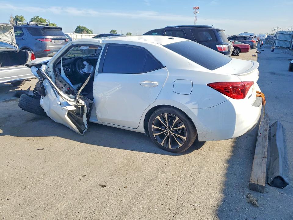 2017 Toyota Corolla მანქანა იყიდება აუქციონზე, vin: 5YFBURHE4HP638206, აუქციონის ნომერი: 58598386