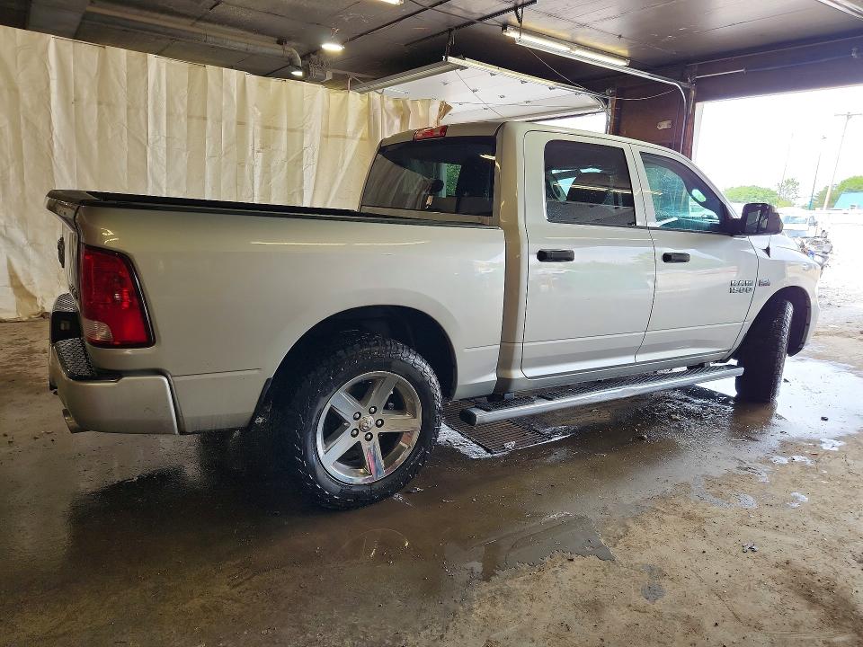 58695216 :رقم المزاد ، 1C6RR7KT3FS616907 vin ، 2015 Ram 1500 مزاد بيع