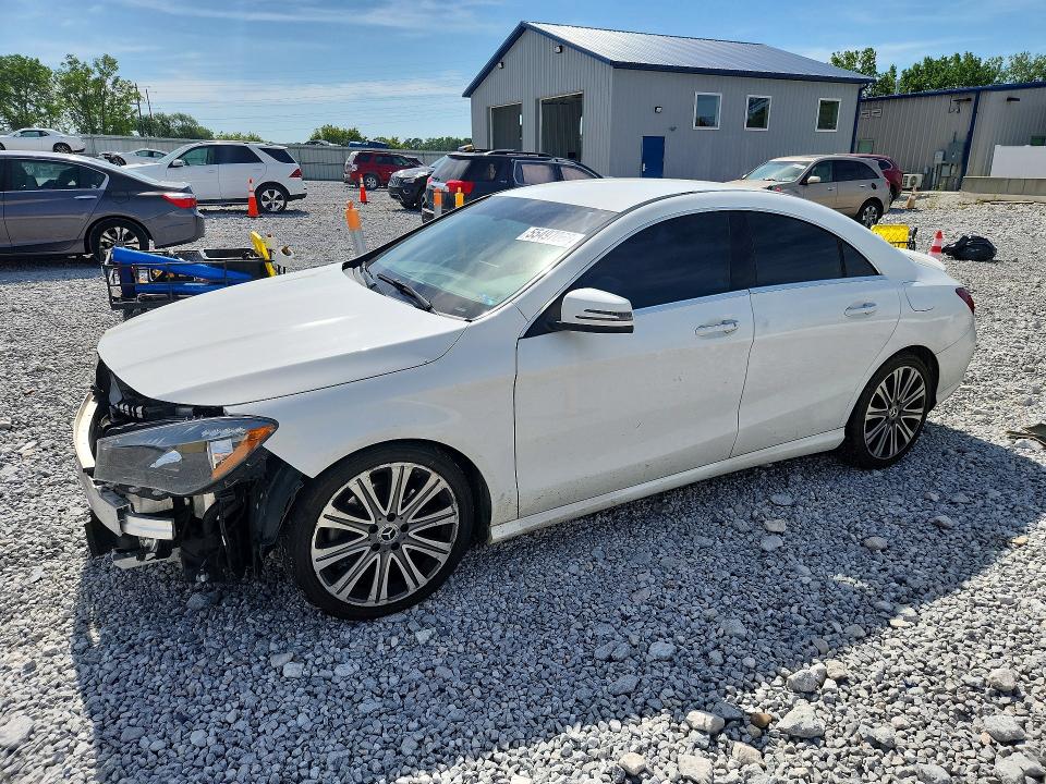 55497066 :رقم المزاد ، WDDSJ4EB8JN669912 vin ، 2018 Mercedes-benz Cla مزاد بيع