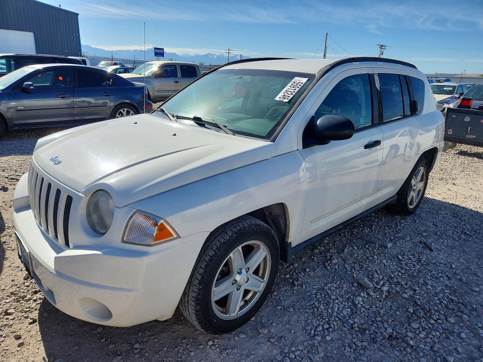 55913246 :رقم المزاد ، 1J8FF47W27D427993 vin ، 2007 Jeep Compass مزاد بيع