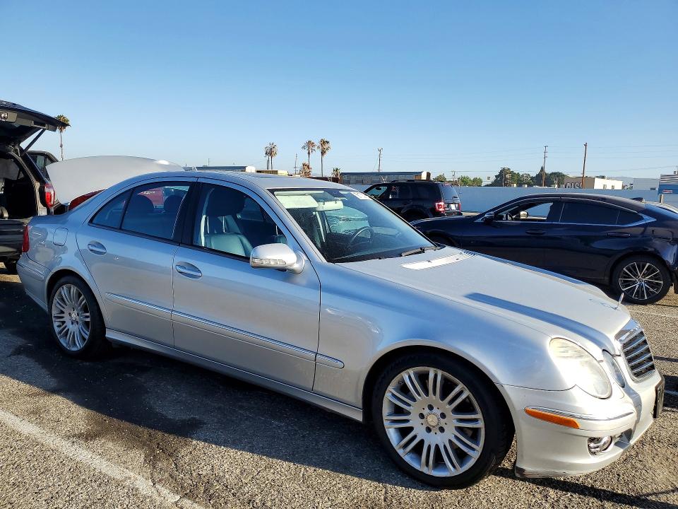 2008 Mercedes-benz E მანქანა იყიდება აუქციონზე, vin: WDBUF56X98B228885, აუქციონის ნომერი: 56173376