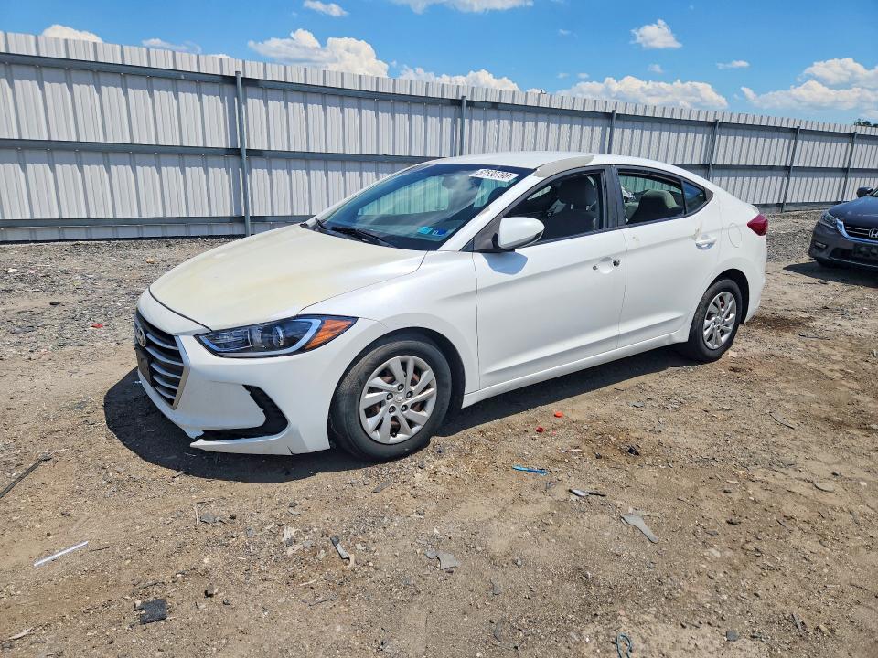 2017 Hyundai Elantra მანქანა იყიდება აუქციონზე, vin: 5NPD74LF4HH069132, აუქციონის ნომერი: 52530796