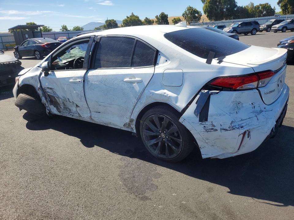 56791746 :رقم المزاد ، JTDBCMFE9R3049851 vin ، 2024 Toyota Corolla Hybrid مزاد بيع