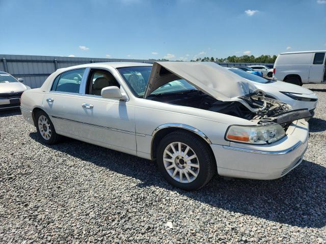 2006 Lincoln Town Car მანქანა იყიდება აუქციონზე, vin: 1LNHM81W26Y602834, აუქციონის ნომერი: 58206366