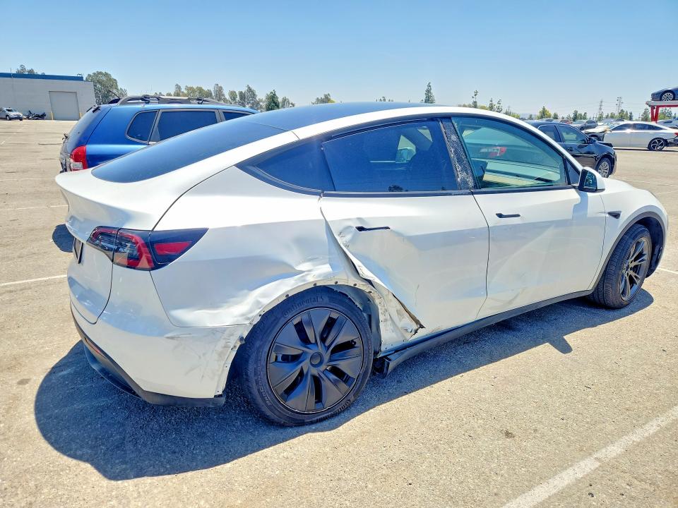 55427626 :رقم المزاد ، 7SAYGDED6RF118878 vin ، 2024 Tesla Model Y مزاد بيع