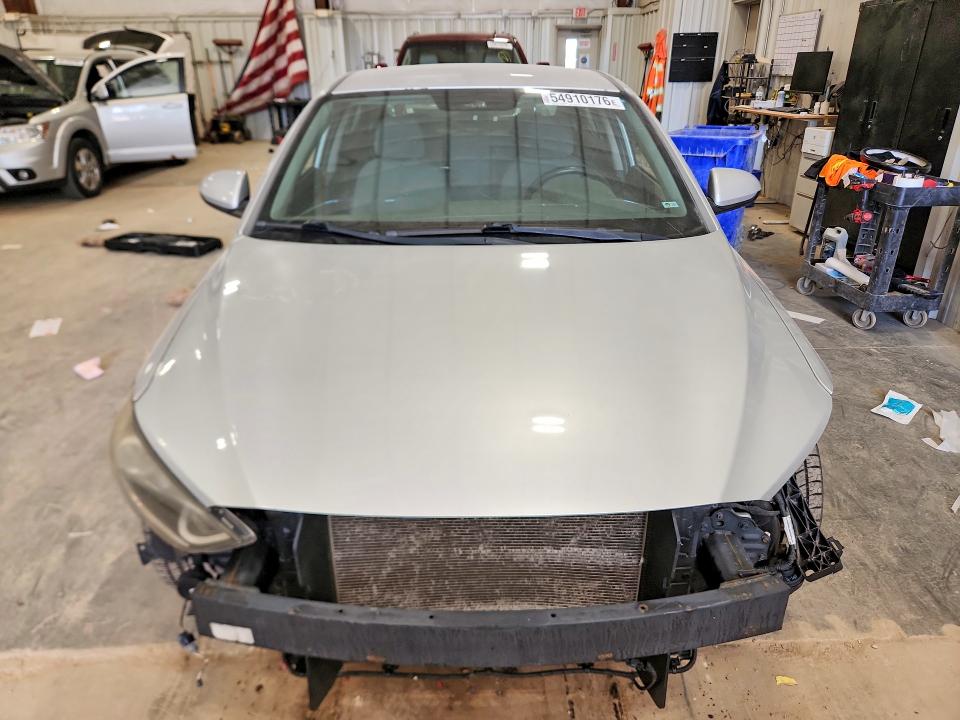 54910176 :رقم المزاد ، 5NPD84LF0HH114449 vin ، 2017 Hyundai Elantra مزاد بيع