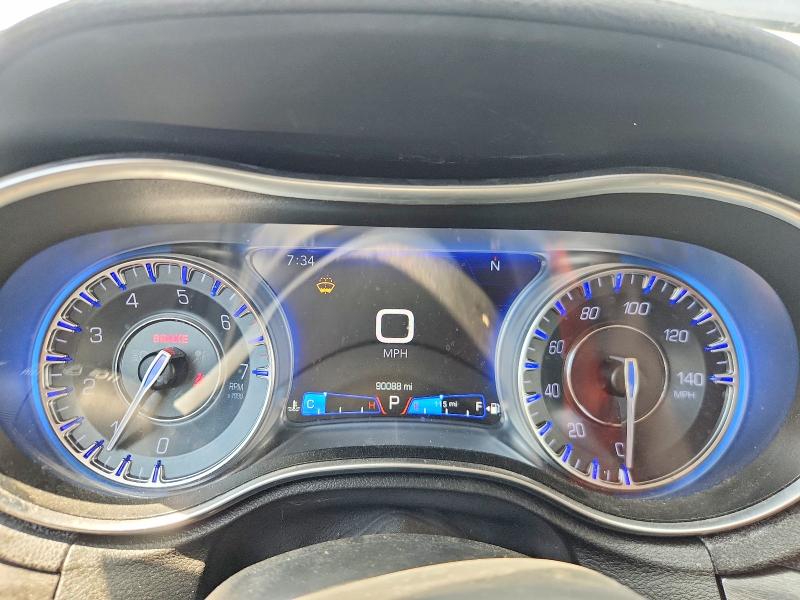 Продаж на аукціоні авто 2018 Chrysler 300, vin: 2C3CCAAG3JH315592, номер лоту: 57589206
