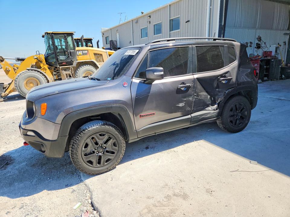 Продаж на аукціоні авто 2018 Jeep Renegade, vin: ZACCJBCBXJPH13700, номер лоту: 57377856