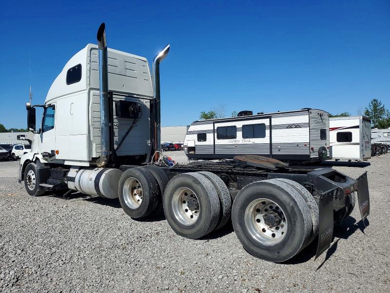 2006 Volvo Vn მანქანა იყიდება აუქციონზე, vin: 4V4NC9TJ46N421659, აუქციონის ნომერი: 55893386