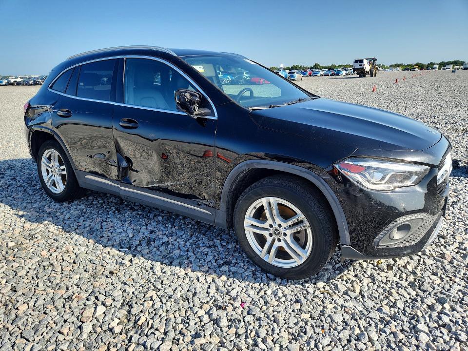 58161876 :رقم المزاد ، W1N4N4GB4MJ156682 vin ، 2021 Mercedes-benz Gla مزاد بيع