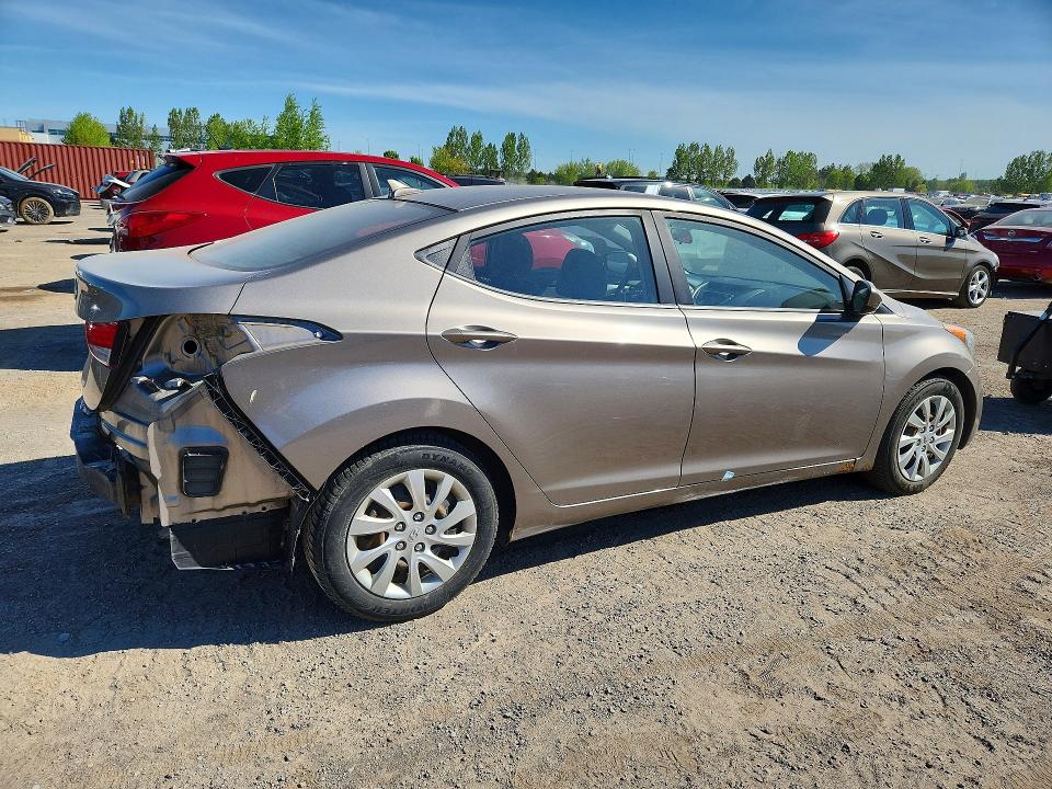 Продажа на аукционе авто 2012 Hyundai Elantra, vin: 5NPDH4AEXCH117653, номер лота: 53613896