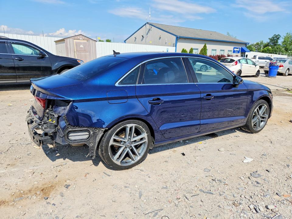Продаж на аукціоні авто 2019 Audi A3, vin: WAUAUGFF7K1025601, номер лоту: 57208946