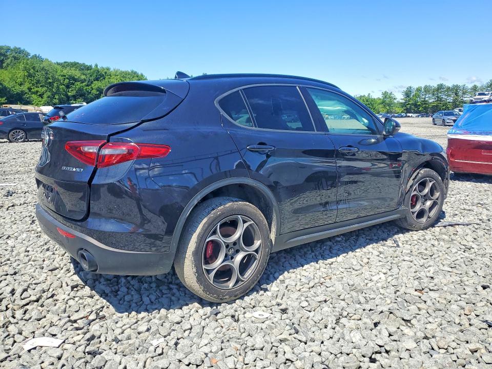 56996306 :رقم المزاد ، ZASPAKAN9N7D30629 vin ، 2022 Alfa Romeo Stelvio مزاد بيع