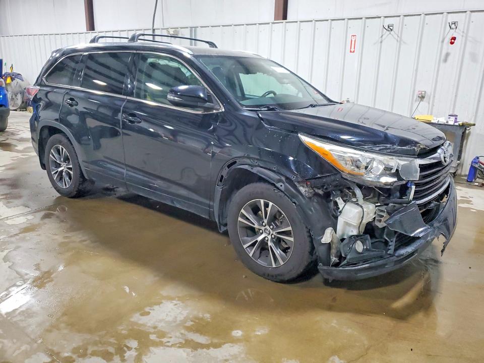 2016 Toyota Highlander მანქანა იყიდება აუქციონზე, vin: 5TDJKRFHXGS246982, აუქციონის ნომერი: 56339546