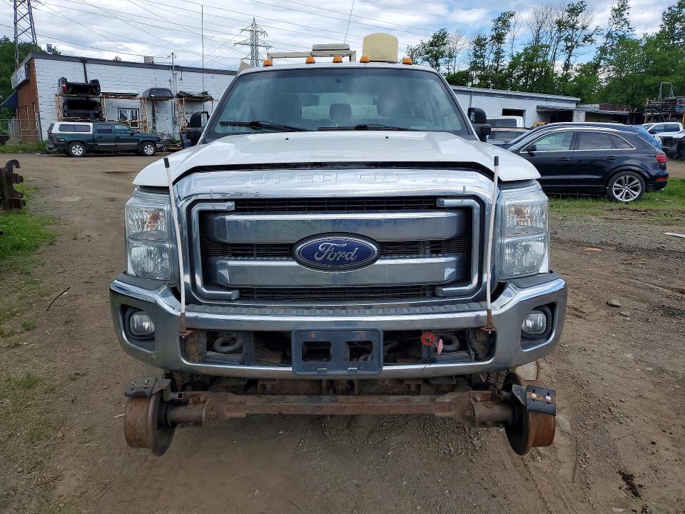56681566 :رقم المزاد ، 1FDUF5HT6HEF02307 vin ، 2017 Ford F550 مزاد بيع