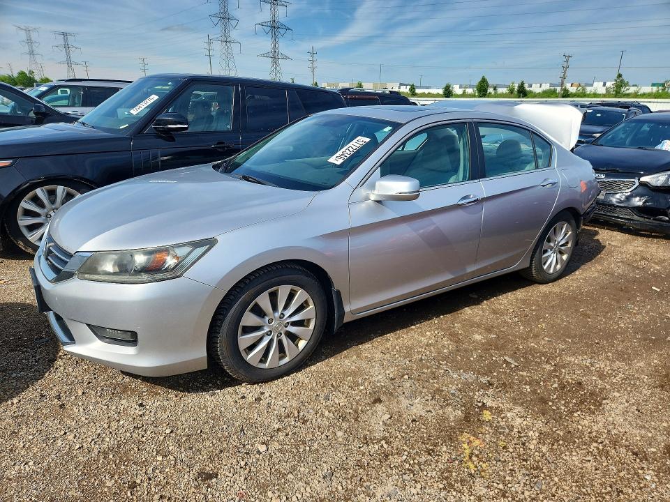 Auction sale of the 2014 Honda Accord, vin: 1HGCR2F80EA107435, lot number: 57722346