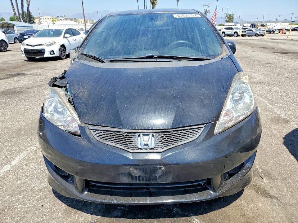 57934746 :رقم المزاد ، JHMGE8H53BC004574 vin ، 2011 Honda Fit مزاد بيع