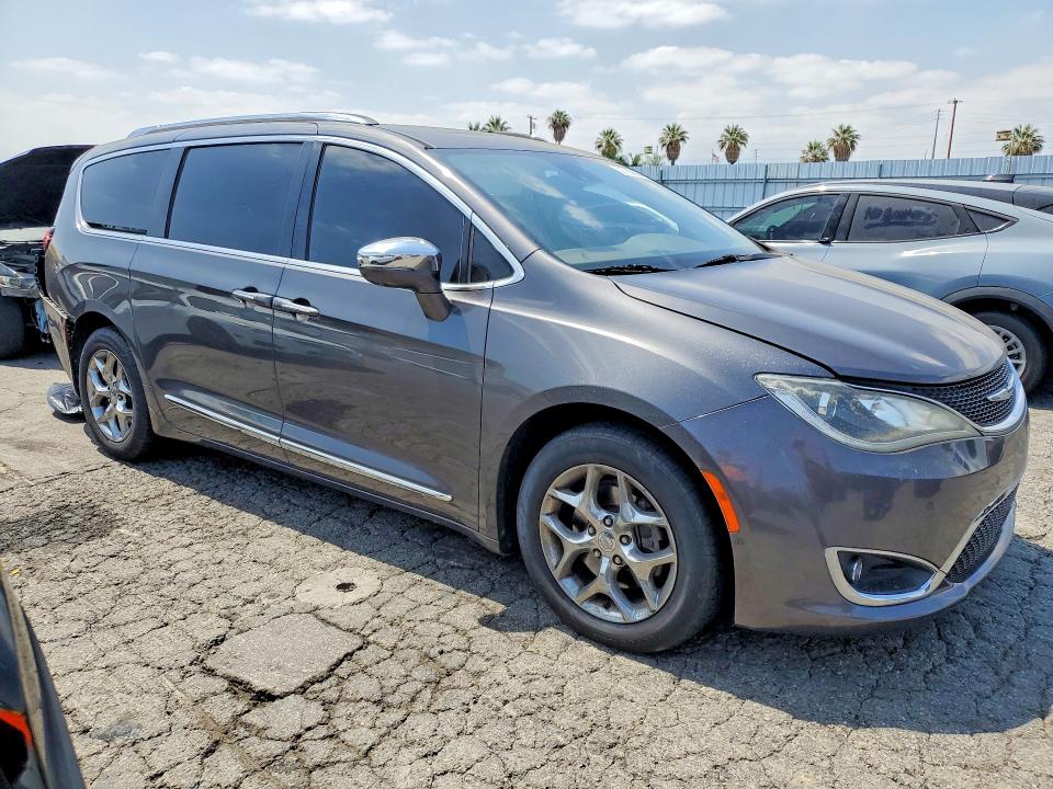 59163896 :رقم المزاد ، 2C4RC1GG0HR545155 vin ، 2017 Chrysler Pacifica مزاد بيع