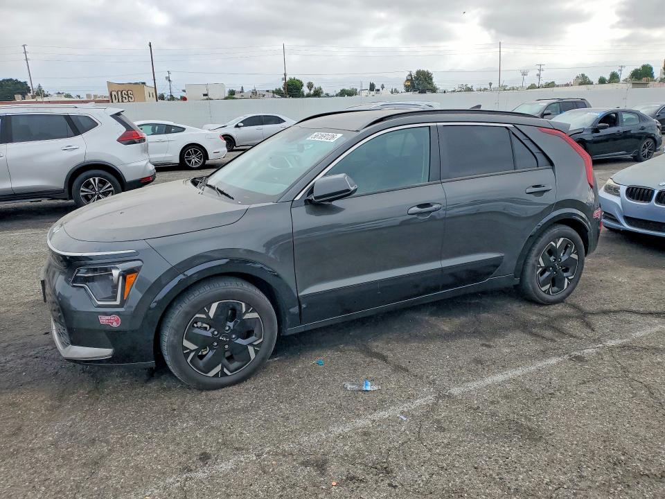Продаж на аукціоні авто 2024 Kia Niro, vin: KNDCR3L11R5095676, номер лоту: 56169126