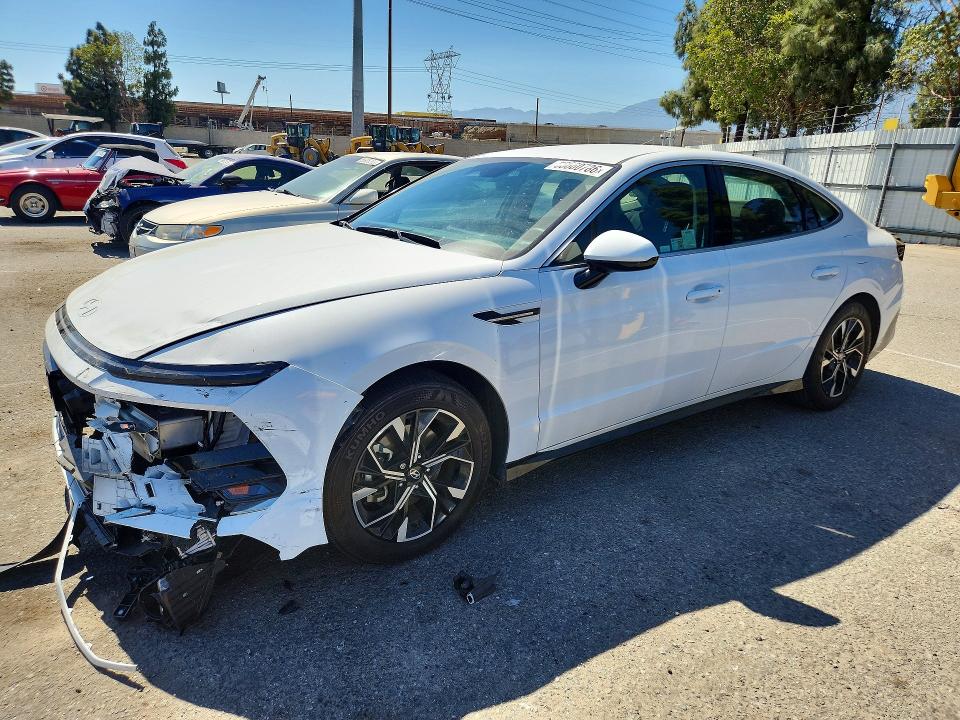 2025 Hyundai Sonata მანქანა იყიდება აუქციონზე, vin: KMHL64JA4SA488470, აუქციონის ნომერი: 56660786
