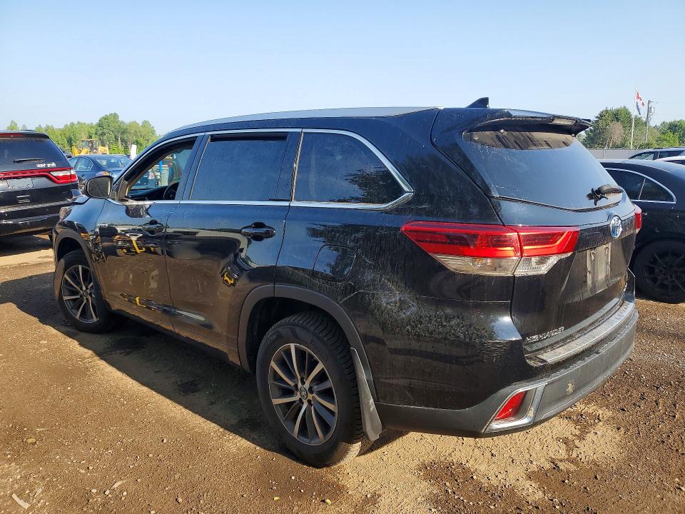58604936 :رقم المزاد ، 5TDJGRFH1JS050597 vin ، 2018 Toyota Highlander Hybrid مزاد بيع
