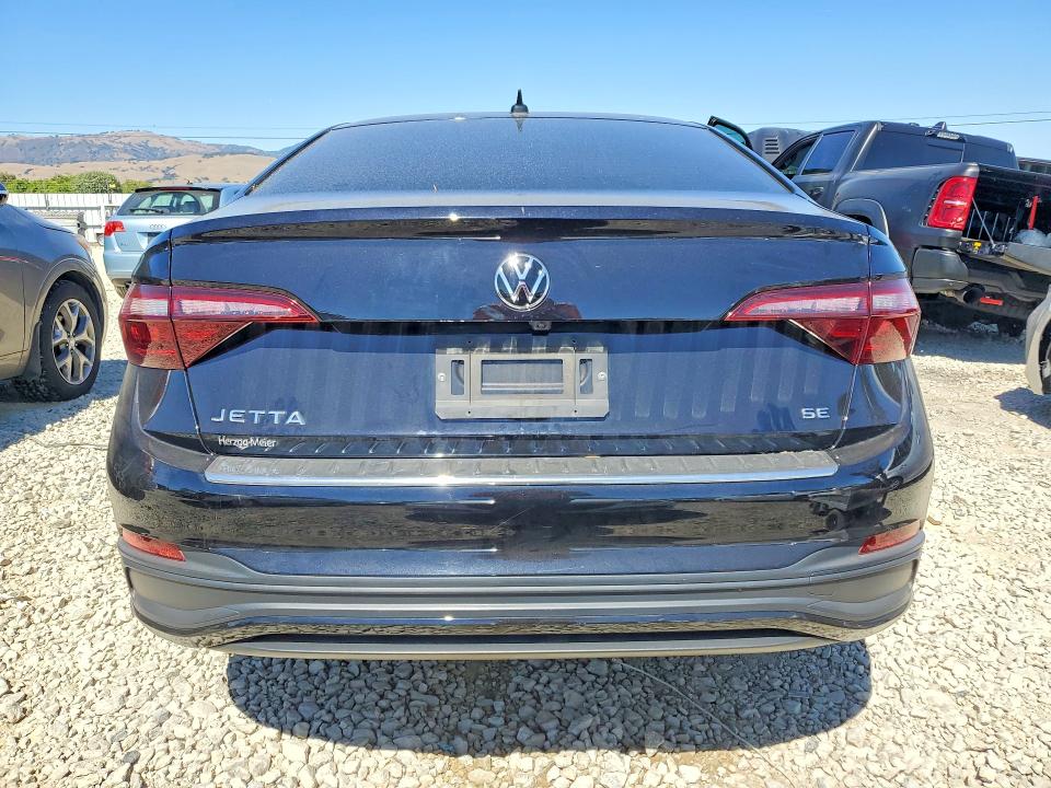 58246396 :رقم المزاد ، 3VW7M7BU2RM016638 vin ، 2024 Volkswagen Jetta مزاد بيع
