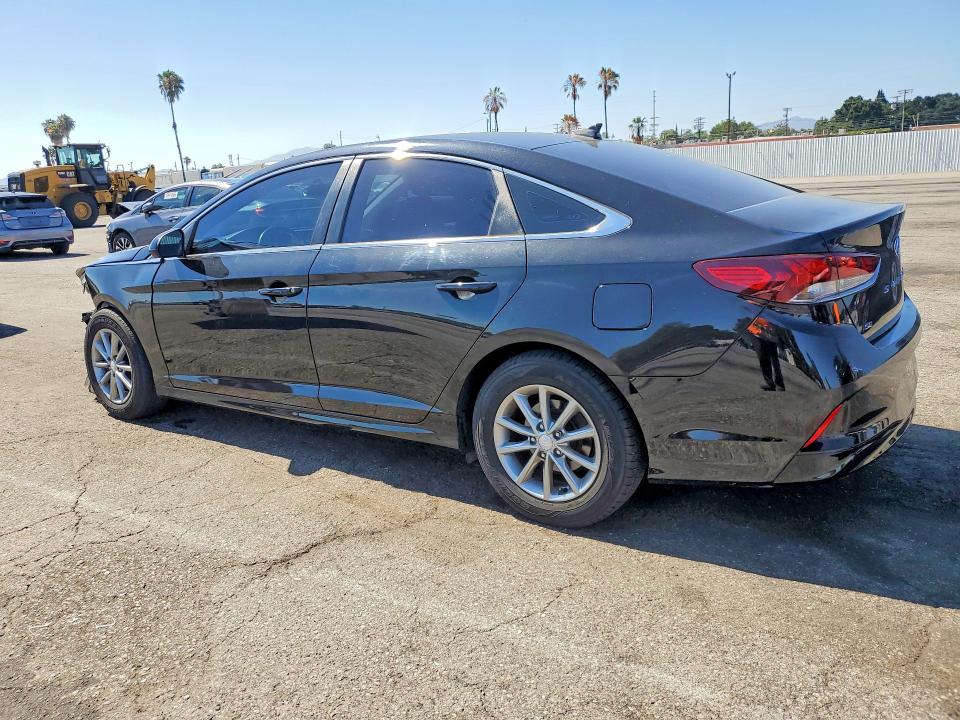 2018 Hyundai Sonata მანქანა იყიდება აუქციონზე, vin: 5NPE24AF9JH680494, აუქციონის ნომერი: 57869736