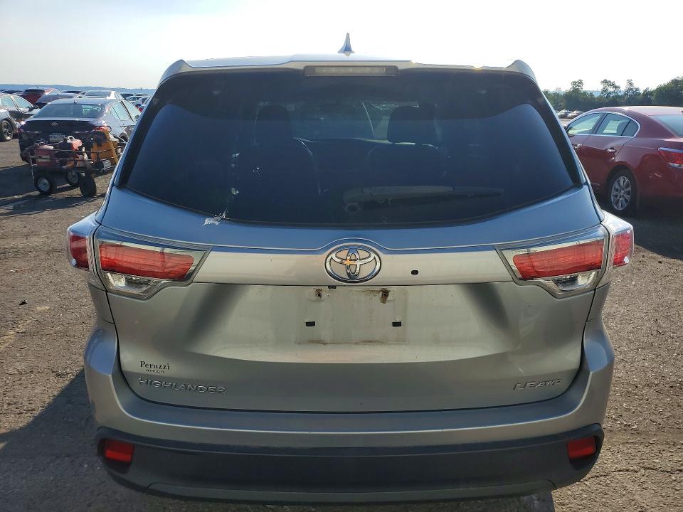2015 Toyota Highlander მანქანა იყიდება აუქციონზე, vin: 5TDBKRFH3FS164983, აუქციონის ნომერი: 59258486