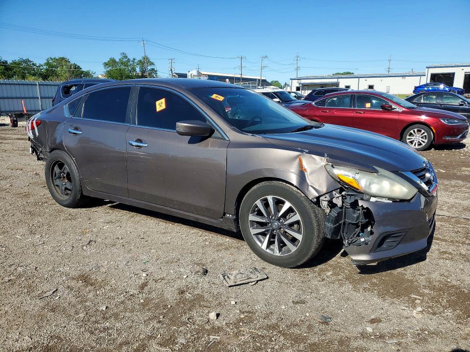 Продаж на аукціоні авто 2017 Nissan Altima, vin: 1N4AL3AP9HC190003, номер лоту: 57658386