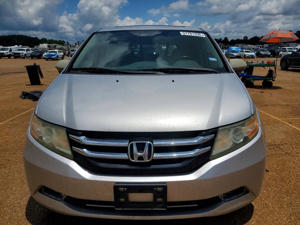 57701356 :رقم المزاد ، 5FNRL5H63EB027500 vin ، 2014 Honda Odyssey مزاد بيع